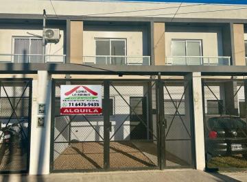 Casa de 3 ambientes, Moreno · Duplex C/ Cochera en Paso del Rey Norte! 25 de Mayo Esquina Luther King.