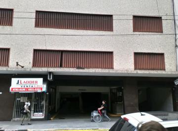 Garage , Recoleta · Cochera en Excelente Zona!