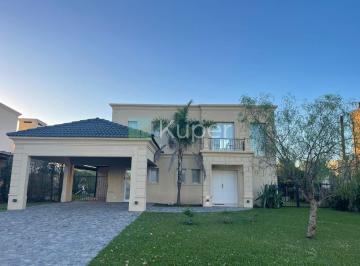 Casa · 200m² · 4 Ambientes · 1 Cochera · Casa en Venta en San Gabriel, Villanueva, Tigre