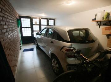 Casa de 5 ambientes, Rosario · Venta Casa 2 Dorm., Cochera y Local