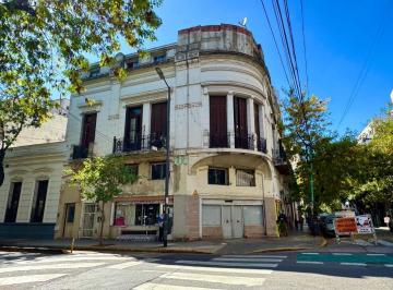 Hotel · 390m² · 20 Ambientes · ¡Gran Residencia en San Cristobal! 19 Dorm.