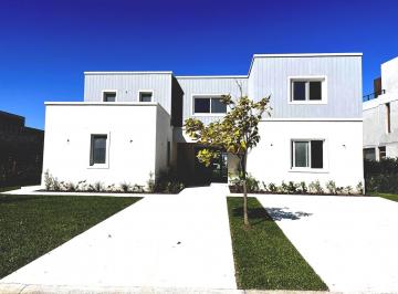 Casa · 402m² · 7 Ambientes · 2 Cocheras · Casa Venta Al Agua Virazón Nordelta 5 Dorm. Suite Galeria Parrilla Pileta