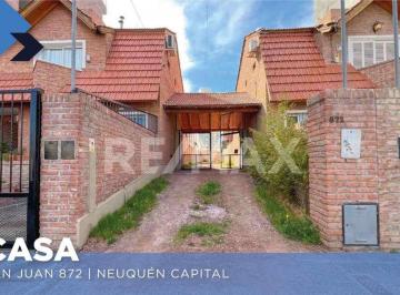 Casa · 101m² · 3 Ambientes · 1 Cochera · Se Vende Casa Calle San Juan 872 Neuquen Capital
