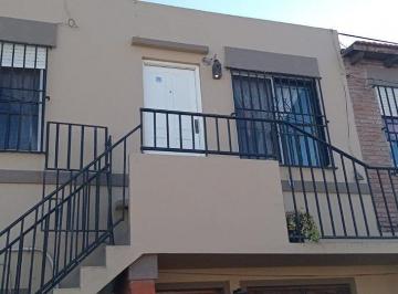Casa · 100m² · 4 Ambientes · Venta Casa 3 Dorm. PH en P. Alta Tiro Suizo