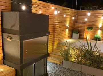 Casa · 110m² · 4 Ambientes · 1 Cochera · Venta Casa Totalmente Reciclada a Nuevo La Perla