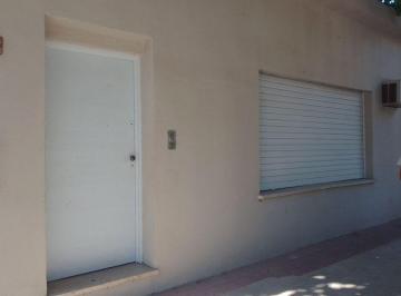 Bodega-Galpón · 530m² · Venta Galpon y Salon Comercial Barrio Puerredon