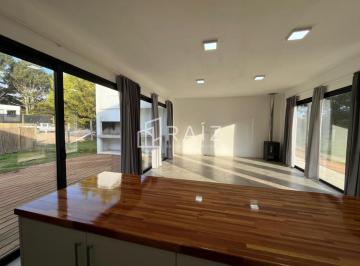 Foto1 · Casa 2 Dorm. Venta Parque Burnett