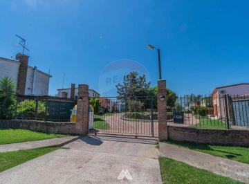 Casa · 62m² · 4 Ambientes · 1 Cochera · Venta Traspaso Cooperativa Duplex 3 Dorm.