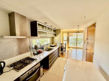 Departamento · 140m² · 4 Ambientes · 2 Cocheras · Venta Piso Alto 4 Amb Lomas de Zamora Dos Cocher
