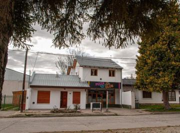 Departamento · 200m² · 7 Ambientes · Esquel - 2 Departamentos + Local Comercial