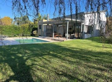 Casa · 209m² · 3 Ambientes · 2 Cocheras · Casa en Venta en General Pacheco, Tigre, G. B. a. Zona Norte