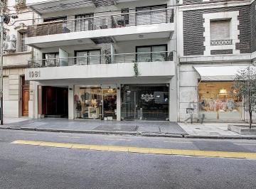 Local comercial · 66m² · Espectacular Local en El Corazón de Recoleta