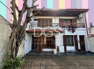 PH · 78m² · 3 Ambientes · 1 Cochera · Departamento PH Dúplex 3 Ambientes con Garaje y Patio en Venta en Banfield