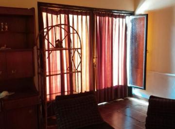 Casa · 231m² · 4 Ambientes · Casa en Venta - 3 Dorm. 1 Baño - Córdoba