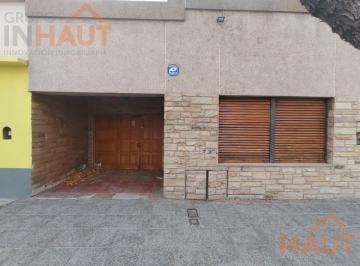 Casa · 18m² · 4 Ambientes · 2 Cocheras · Alquiler Propiedad Consultorio Medico Y/o Oficinas