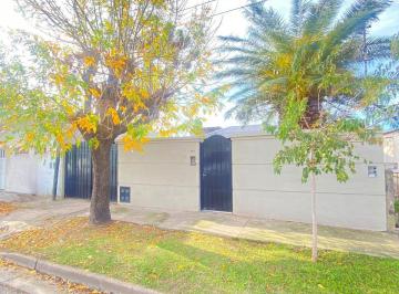 Casa · 172m² · 7 Ambientes · 2 Cocheras · Casa en San Nicolas de Los Arroyos