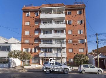 Departamento · 85m² · 6 Ambientes · 1 Cochera · Departamento en Venta