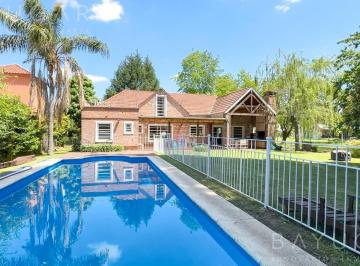 Casa · 170m² · 5 Ambientes · 6 Cocheras · ¡Oportunidad! Casa Estilo Chalet en Barrio Privado Sausalito - Pilar - Apto Crédito