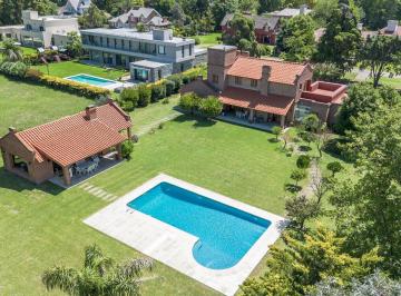Casa · 405m² · 5 Ambientes · 4 Cocheras · Casa en Country San Diego
