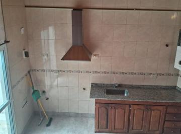 Casa · 115m² · 3 Dormitorios · Casa Al Frente + Duplex Interno