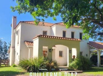 Casa · 200m² · 4 Ambientes · 2 Cocheras · Casa en Alquiler Haras San Pablo