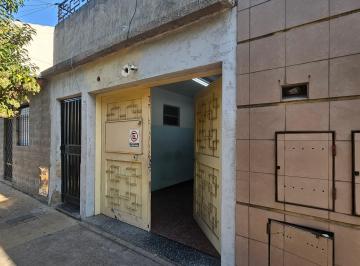 Terreno de 5 ambientes, Tres de Febrero · Lote Propio con Unidades en Block + Garage