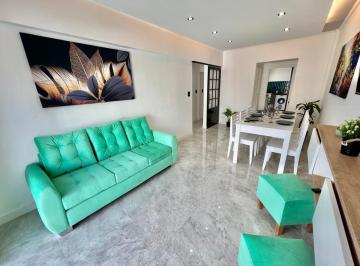 Departamento · 52m² · 3 Ambientes · Venta Departamento 3 Ambientes con Balcon - Reciclado y Amoblado - Macrocentro Mar del Plata