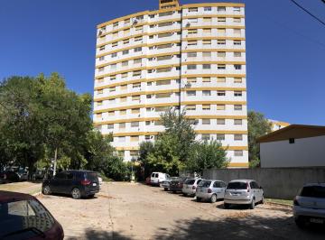 Departamento · 61m² · 4 Ambientes · Departamento - Venta - Villa Elisa - 3 Dorm.