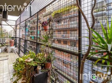 Departamento · 133m² · 5 Ambientes · 1 Cochera · Departamento de 5 Amb C/dep, Refaccionado, Cochera Fija y Baulera. Almagro - Venta
