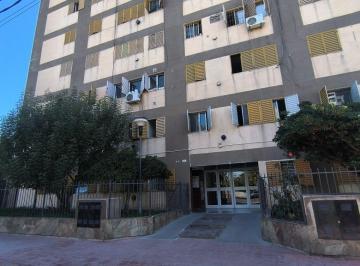 Departamento de 4 ambientes, Ciudad de Mendoza · Departamento en Alquiler de 2 Dorm. a m del Parque Central