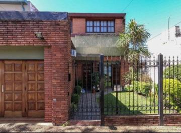 Casa de 5 ambientes, Villa Devoto · Excelente Casa 5 Amb con Parque Pileta y Sum Grande en Planta Alta