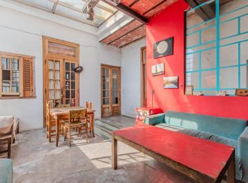 PH · 107m² · 5 Ambientes · PH por Escalera. 5 Ambientes. Av Boedo y Av San Juan