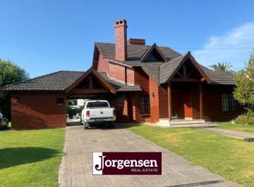 Casa de 4 ambientes, Escobar · Espectacular Casa en Venta - Náutico Escobar Cc