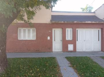 Casa · 109m² · 5 Ambientes · 1 Cochera · Casa en Venta Barrio Maria Selva - Santa Fe
