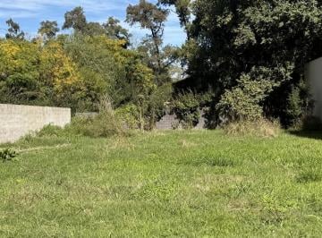 Terreno · 609m² · ¡Un Terreno Único y Lleno de Posibilidades a La Venta en Lobos!