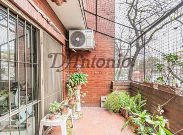 Departamento · 96m² · 3 Ambientes · Venta - 3 Ambientes - Tipo Casa - Tríplex con Terraza, Balcón y Patio