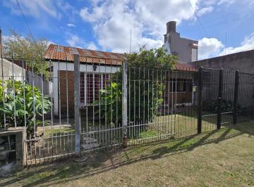 PH · 200m² · 4 Ambientes · 1 Cochera · Venta Tres Departamentos Ituzaingo Lado Norte