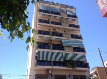 Departamento de 3 ambientes, Esteban Echeverría · Departamento de 3 Amb en El Centro de Monte Grande