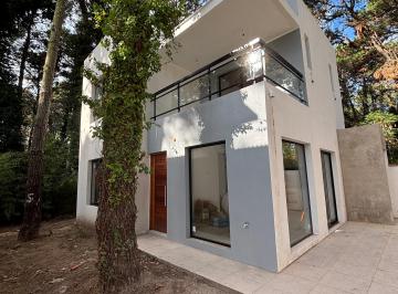Departamento de 4 ambientes, Costa del Este · Departamento en Costa del Este - Venta