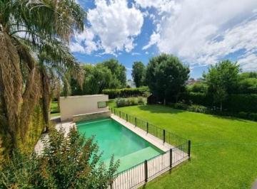 Casa · 290m² · 6 Ambientes · 1 Cochera · Casa en Alquiler en El Encuentro, General Pacheco, Tigre