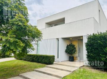 Casa · 500m² · 4 Ambientes · Casa en Venta en Alvear de Benavidez