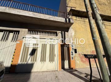 PH · 181m² · 4 Ambientes · 1 Cochera · PH en Billinghurst