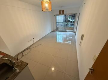Departamento · 43m² · 1 Ambiente · Venta / Alquiler Monoambiente Dividido a Estrenar en Flores