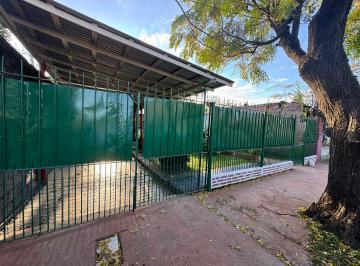 Casa · 70m² · 3 Ambientes · 2 Cocheras · Venta de Casa Sobre Lote Propio