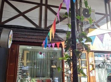 OMP-OMP-4585_2 · Venta Local en Caseros Zona Bancaria Sobre Av Urquiza