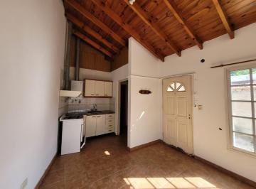 Departamento de 2 ambientes, Almirante Brown · Departamento Interno en Alquiler en Burzaco - a 1/2 Cuadra de Av San Martin