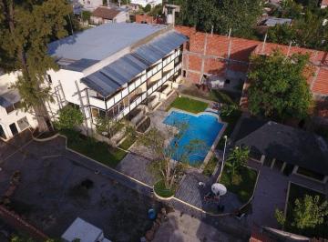 Terreno · 2016m² · Terreno con Departamentos y Casa. Inversor.
