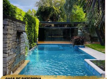 Casa · 400m² · 5 Ambientes · 3 Cocheras · Casa de Categoria en Ringuelet con Depto y Quincho