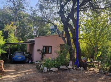 Casa · 50m² · 3 Ambientes · 1 Cochera · Casa en Las Chacras