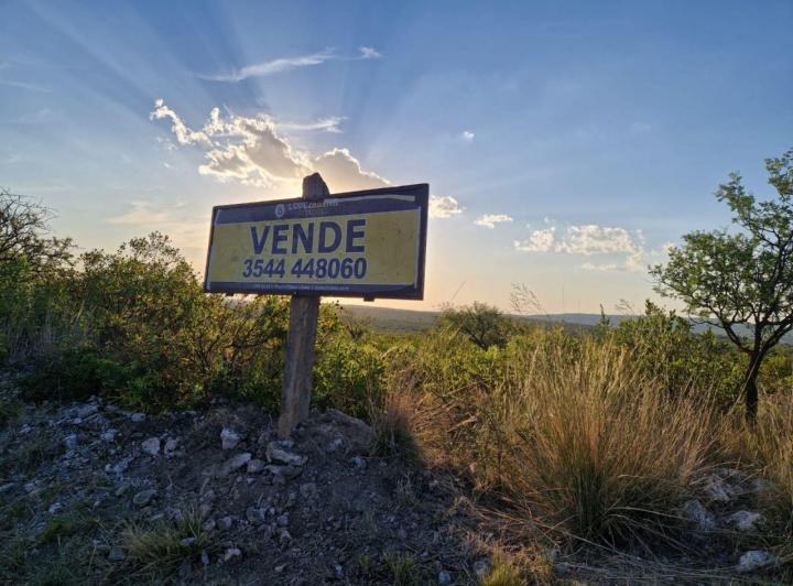 Terreno · 1250m²